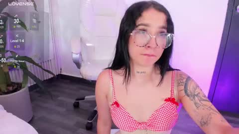 Eri  online show from 09/16/25, 11:06