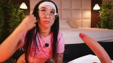 Eri  online show from 04/27/26, 11:03