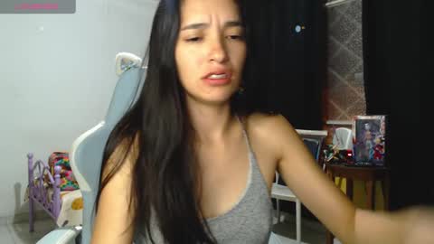 erina_1 online show from 12/17/24, 03:06