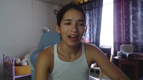 erina_1 online show from 02/05/25, 05:31