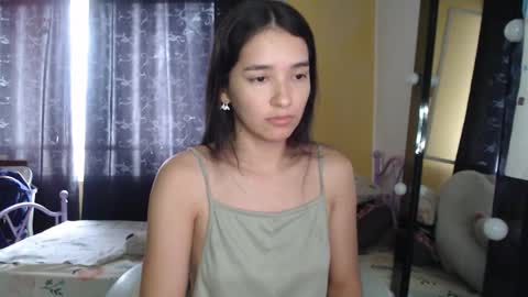 erina_1 online show from 11/10/25, 05:23