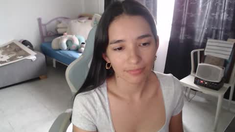 erina_1 online show from 02/03/26, 05:29