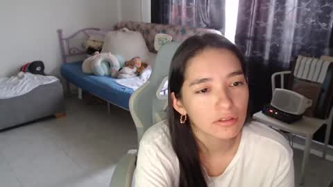 erina_1 online show from 02/25/26, 04:49