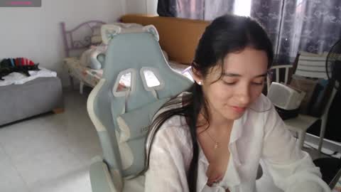 erina_1 online show from 03/31/26, 05:24