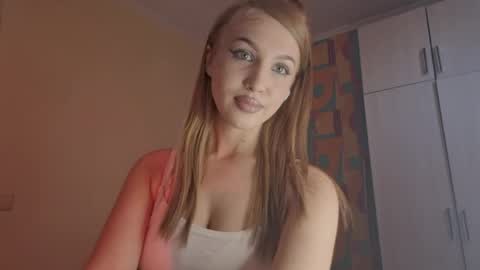 Katrin online show from 06/06/26, 03:39