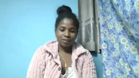 Snapshot of erisca19 chatting on 06/10/26, 03:11 Erisca19 online show from 06/10/26, 03:11