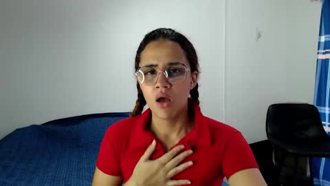 Snapshot of erixed chatting on 10/27/25, 09:30 Gabs online show from 10/27/25, 09:30