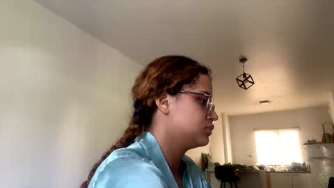 Snapshot of erixed chatting on 12/18/25, 02:23 Gabs online show from 12/18/25, 02:23