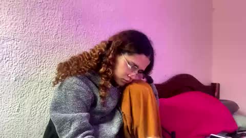 Snapshot of erixed chatting on 02/11/26, 04:23 Gabs online show from 02/11/26, 04:23