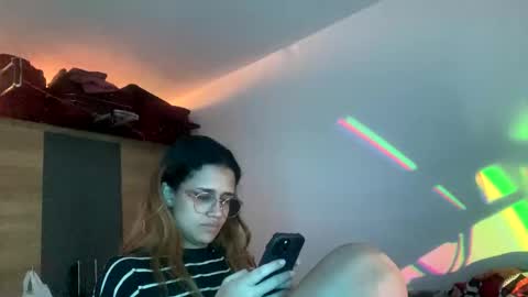 Snapshot of erixed chatting on 05/18/26, 04:57 Gabs online show from 05/18/26, 04:57