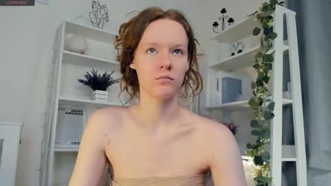 Snapshot of erline_may chatting on 03/22/26, 08:51 Sofia online show from 03/22/26, 08:51