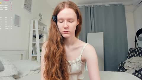 Snapshot of erline_may chatting on 04/26/26, 10:13 Sofia online show from 04/26/26, 10:13
