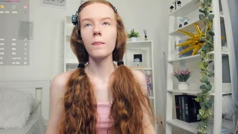 Snapshot of erline_may chatting on 05/20/26, 08:42 Sofia online show from 05/20/26, 08:42