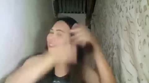 ermajoy online show from 10/30/25, 10:27