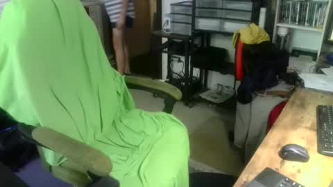 Snapshot of ernello chatting on 09/13/25, 11:32 ernello online show from 09/13/25, 11:32