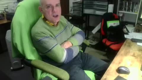 ernello online show from 10/04/25, 08:40