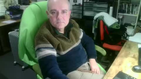 ernello online show from 11/25/25, 02:06