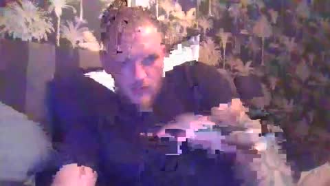 Snapshot of eroguy20 chatting on 11/05/25, 12:38 eroguy20 online show from 11/05/25, 12:38