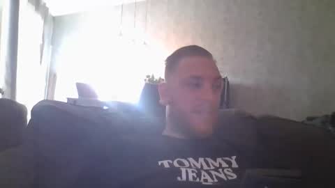 Snapshot of eroguy20 chatting on 11/06/25, 09:54 eroguy20 online show from 11/06/25, 09:54
