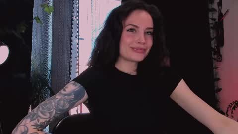 Snapshot of erohaze chatting on 03/07/25, 03:18 erohaze online show from 03/07/25, 03:18