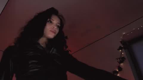 Snapshot of erohaze chatting on 09/24/25, 03:26 erohaze online show from 09/24/25, 03:26