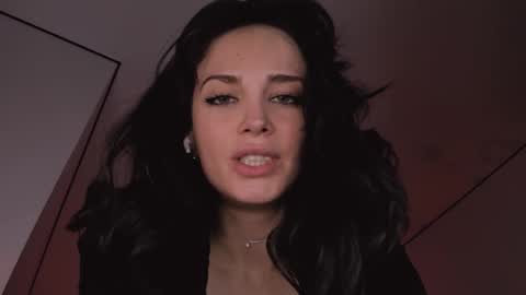 Snapshot of erohaze chatting on 10/17/25, 02:52 erohaze online show from 10/17/25, 02:52