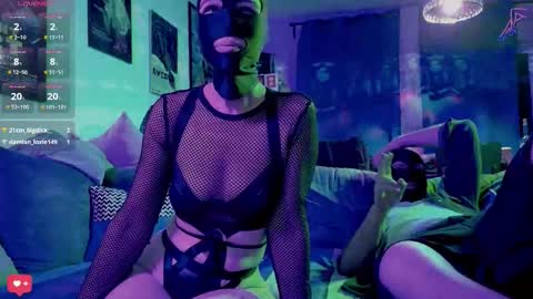 Snapshot of erologos chatting on 10/18/25, 06:08 erologos online show from 10/18/25, 06:08