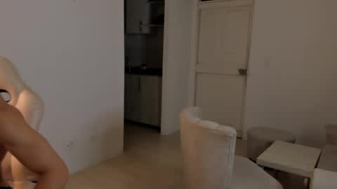eros_becker_ online show from 05/19/26, 07:26