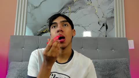 Snapshot of eros_lux1 chatting on 04/24/26, 12:18 Eros Lux1 online show from 04/24/26, 12:18