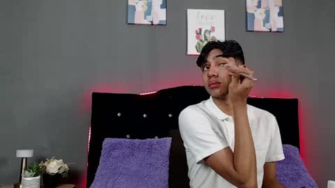 Snapshot of eros_lux1 chatting on 05/19/26, 12:44 Eros Lux1 online show from 05/19/26, 12:44