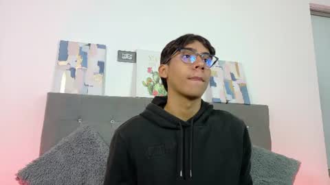 Snapshot of eros_lux1 chatting on 06/10/26, 12:26 Eros Lux1 online show from 06/10/26, 12:26