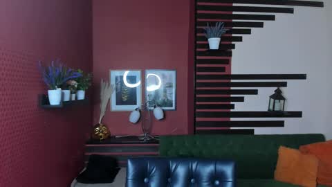 Snapshot of erospulse chatting on 12/17/25, 12:00 Hanzo online show from 12/17/25, 12:00