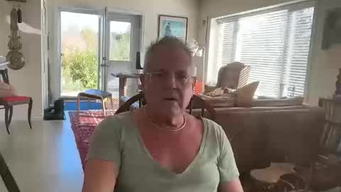 Snapshot of erostalk chatting on 10/10/25, 07:13 eros online show from 10/10/25, 07:13