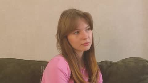 Lily online show from 10/21/25, 03:13