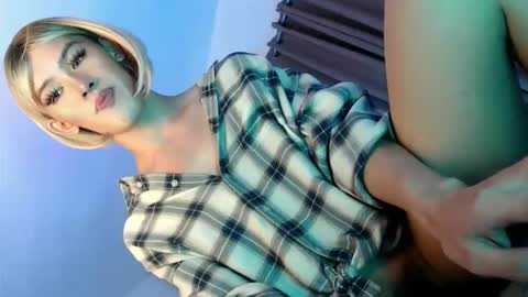 erotic_empress18 online show from 06/01/26, 06:59