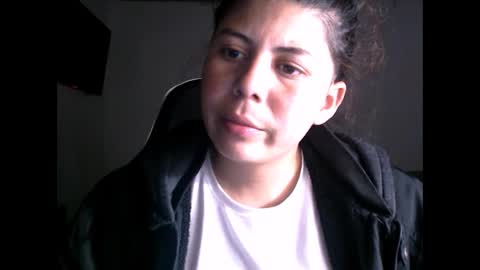 Snapshot of erotic_katia chatting on 04/19/26, 01:49 Sara online show from 04/19/26, 01:49