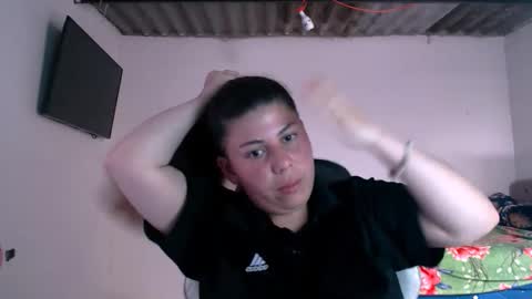 Snapshot of erotic_katia chatting on 04/22/26, 06:42 Sara online show from 04/22/26, 06:42