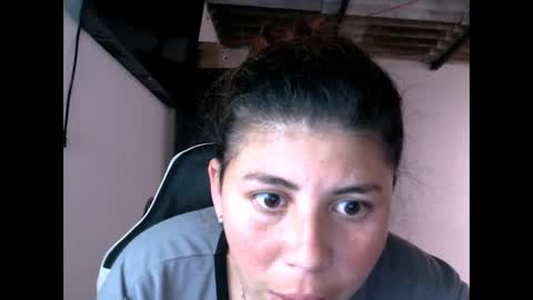 Snapshot of erotic_katia chatting on 05/12/26, 02:47 Sara online show from 05/12/26, 02:47