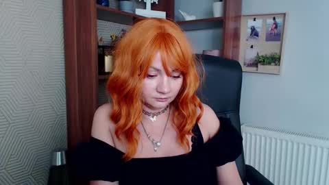 Snapshot of erotic_kaya chatting on 10/27/25, 05:50 KAYA online show from 10/27/25, 05:50