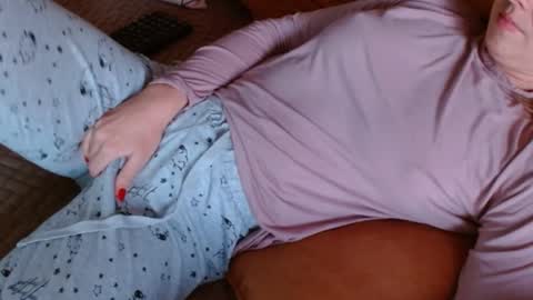 Snapshot of erotic_vibe chatting on 02/27/25, 03:05 Melissa online show from 02/27/25, 03:05
