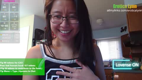 Lynn   online show from 01/28/25, 09:29