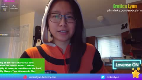 Lynn   online show from 02/07/25, 07:17