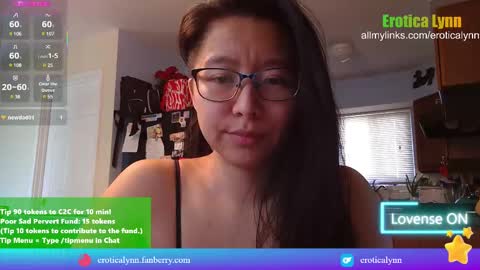 Lynn   online show from 03/12/25, 06:44