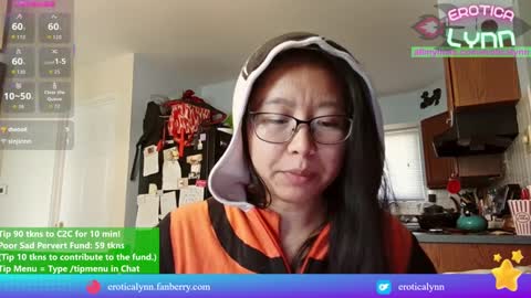 Lynn   online show from 09/16/25, 07:59