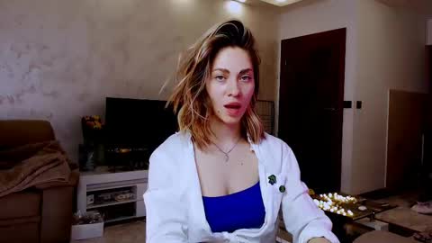 Snapshot of eroticgiftxxx chatting on 03/10/25, 08:04 LylaXXX online show from 03/10/25, 08:04