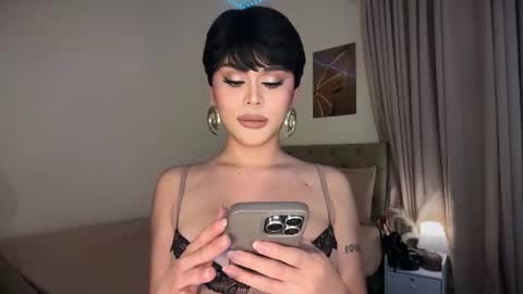 monica online show from 07/16/26, 06:47