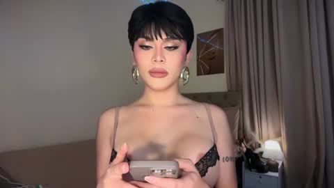 monica online show from 07/18/26, 04:55