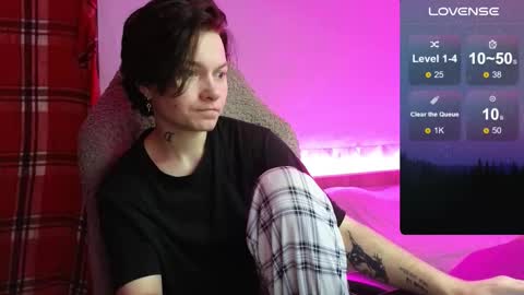 Snapshot of esajukyy chatting on 09/28/25, 05:46 esajukyy online show from 09/28/25, 05:46