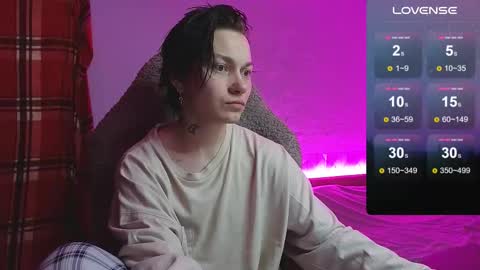 Snapshot of esajukyy chatting on 10/24/25, 11:50 esajukyy online show from 10/24/25, 11:50