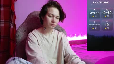 Snapshot of esajukyy chatting on 10/29/25, 05:14 esajukyy online show from 10/29/25, 05:14